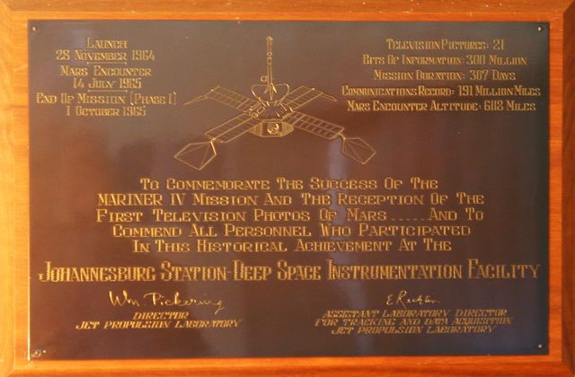 Mariner IV plaque
